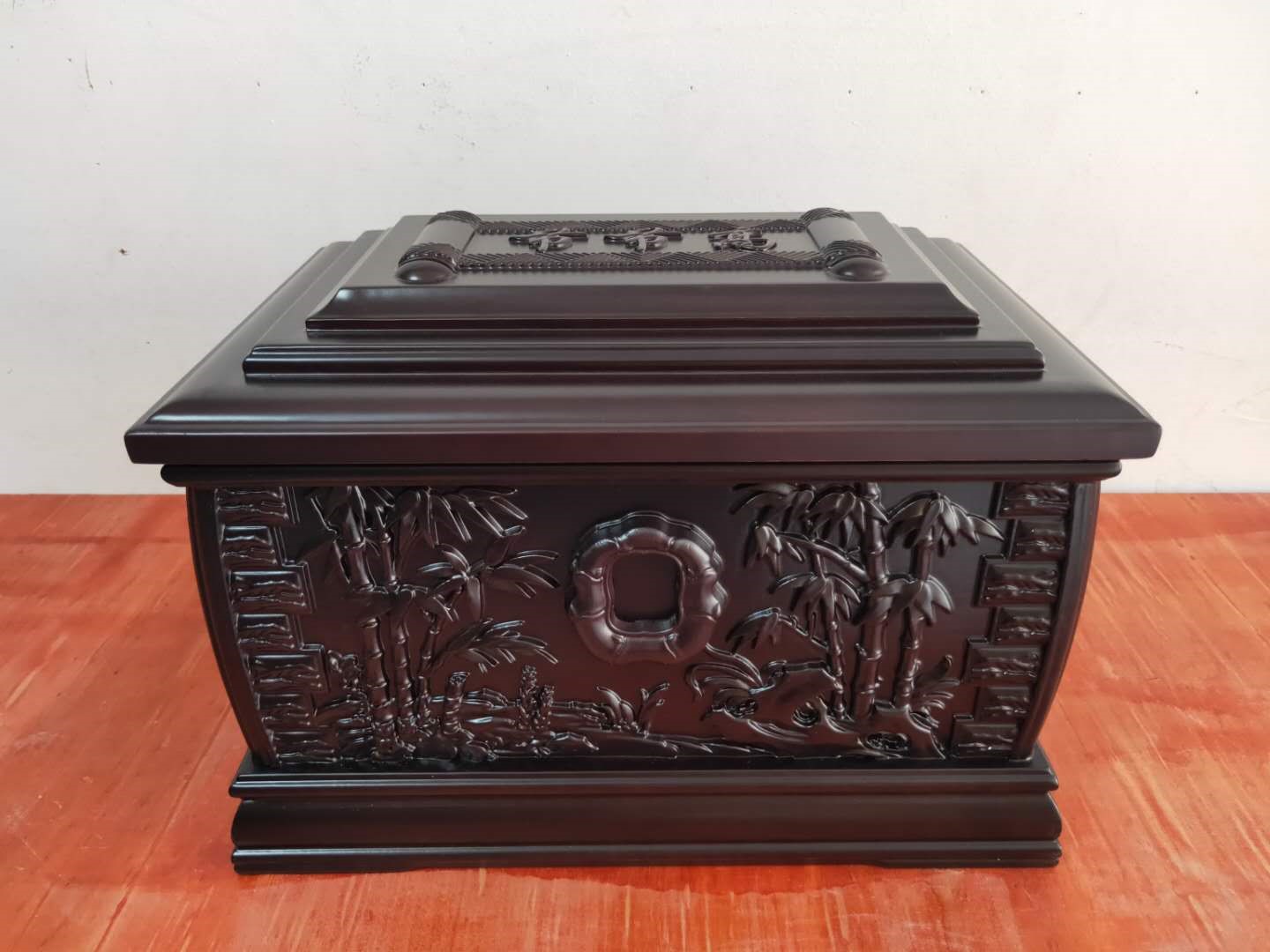 骨灰盒的材质选择和价格比较