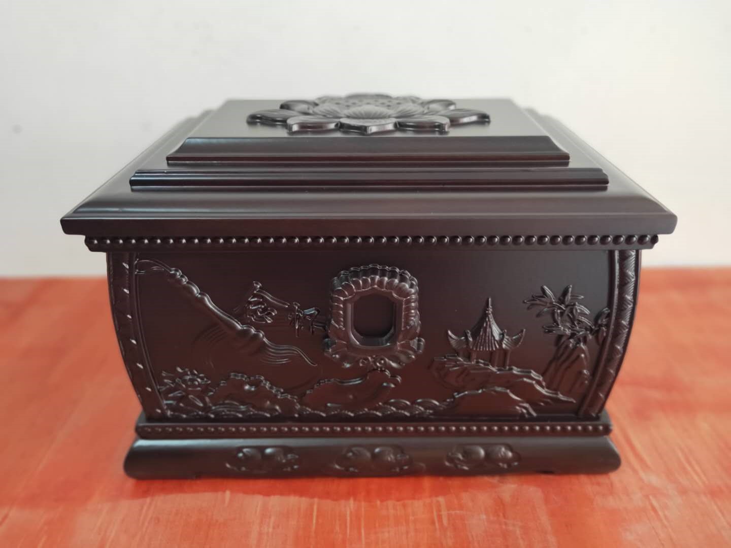 殡葬习俗和骨灰盒的使用