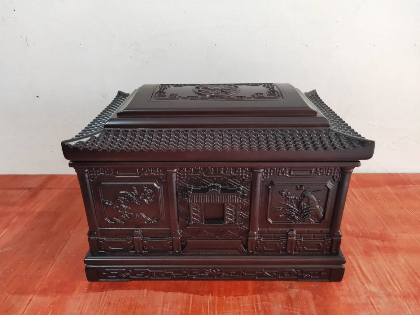 骨灰盒对于家人心灵的慰藉以及和安葬有关的语句